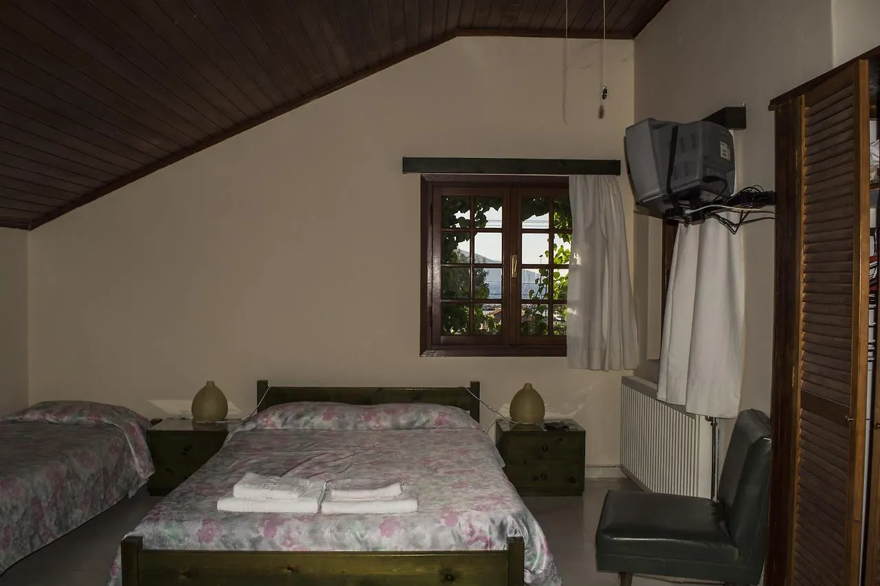 سامي Staggia Studios 3*,  اليونان
